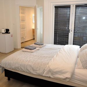 Studio met een Queen Size Bed